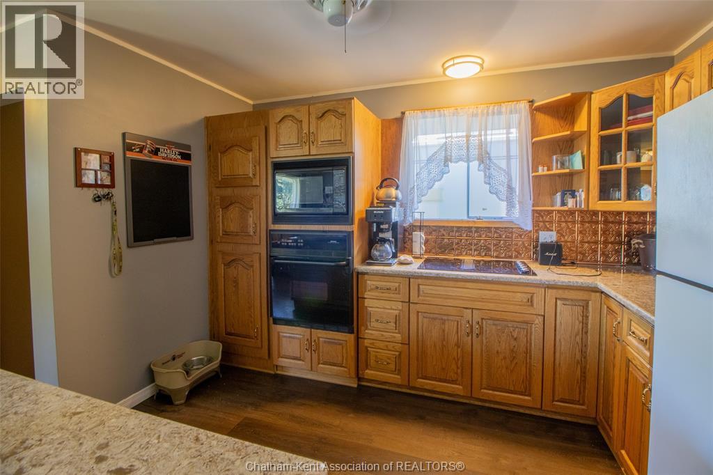 90 Timmins Crescent, Chatham, Ontario  N7L 2J7 - Photo 4 - 25022394
