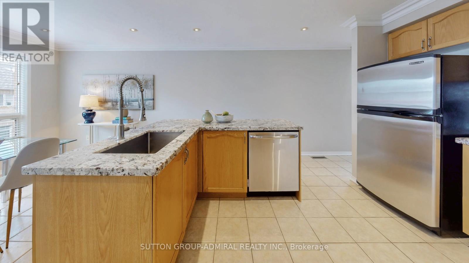 216 Maple Sugar Lane, Vaughan, Ontario  L4J 9A8 - Photo 25 - N12382924