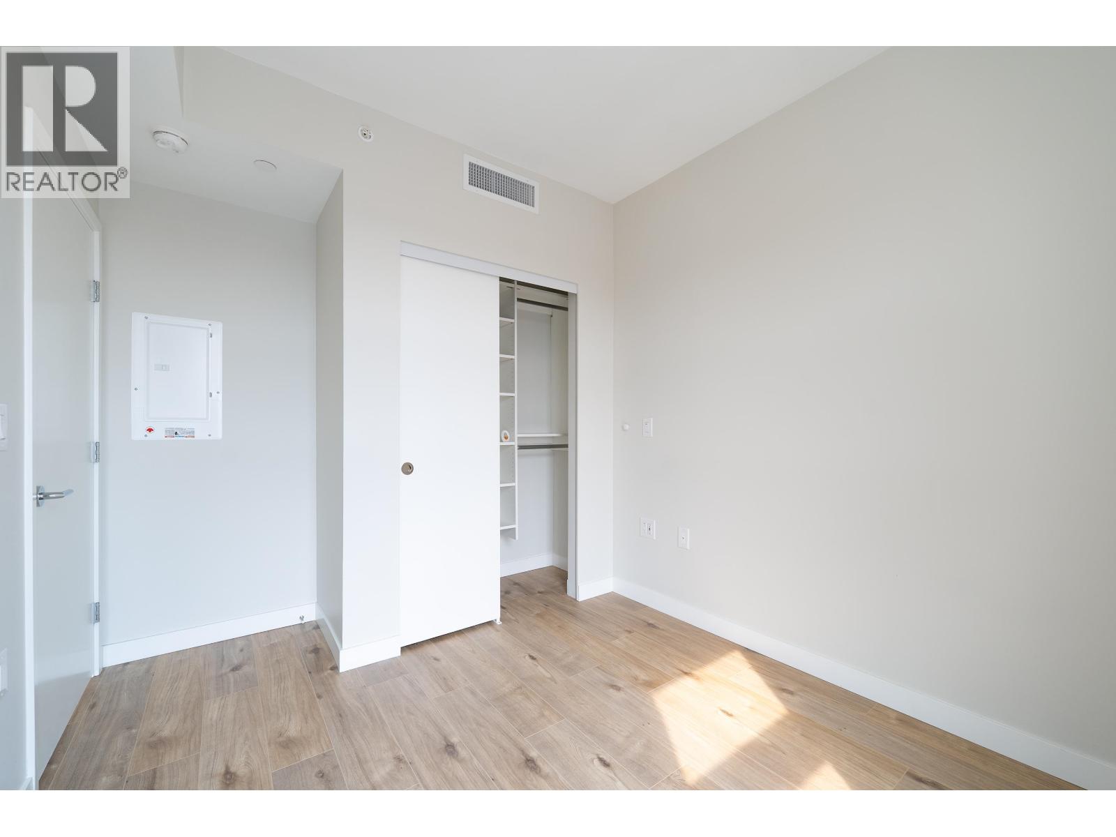 324 3430 E Kent Avenue, Vancouver, British Columbia  V5S 0G7 - Photo 7 - R3044013