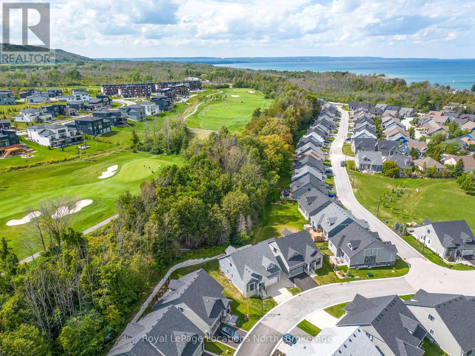 124 Beacon Drive, Blue Mountains, Ontario  N0H 2P0 - Photo 16 - X12374118