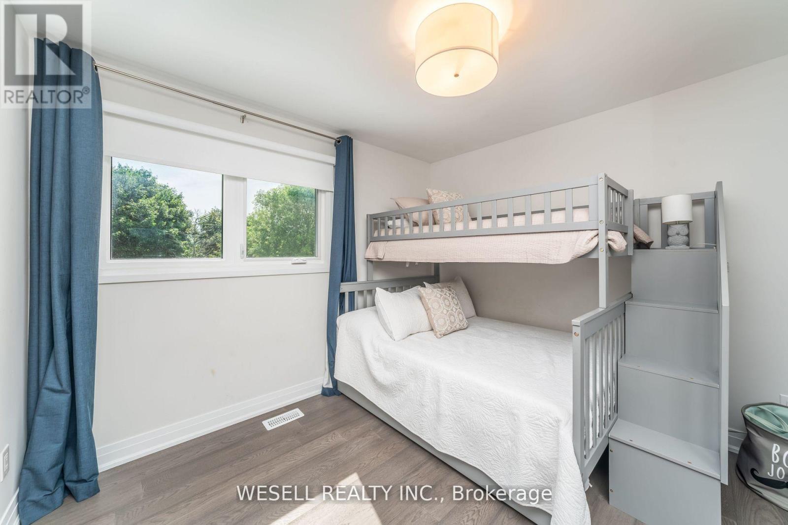 1879 Ashwood Avenue, Innisfil, Ontario  L9S 1W1 - Photo 23 - N12338794