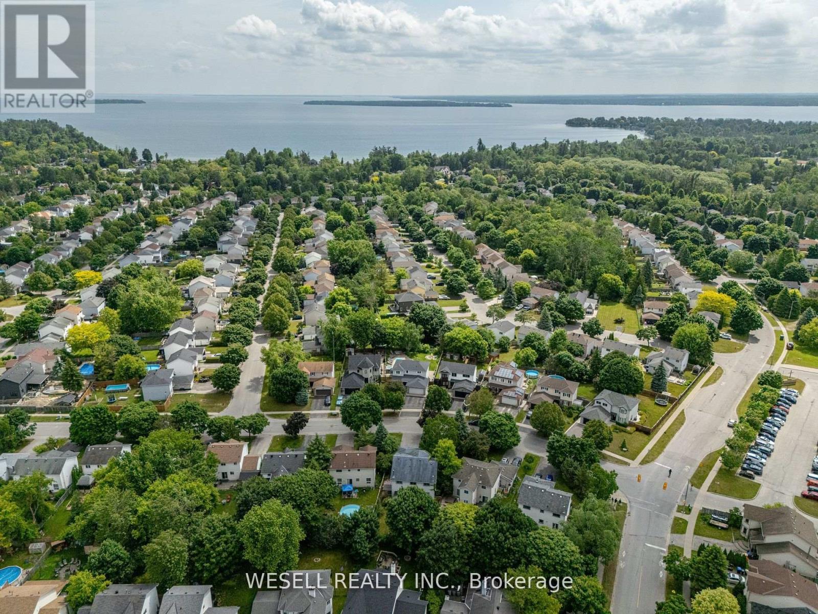 1879 Ashwood Avenue, Innisfil, Ontario  L9S 1W1 - Photo 43 - N12338794