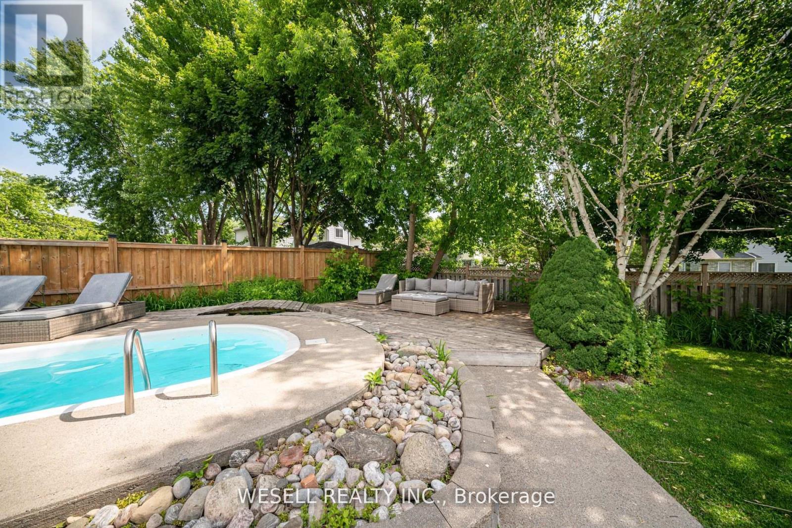 1879 Ashwood Avenue, Innisfil, Ontario  L9S 1W1 - Photo 37 - N12338794