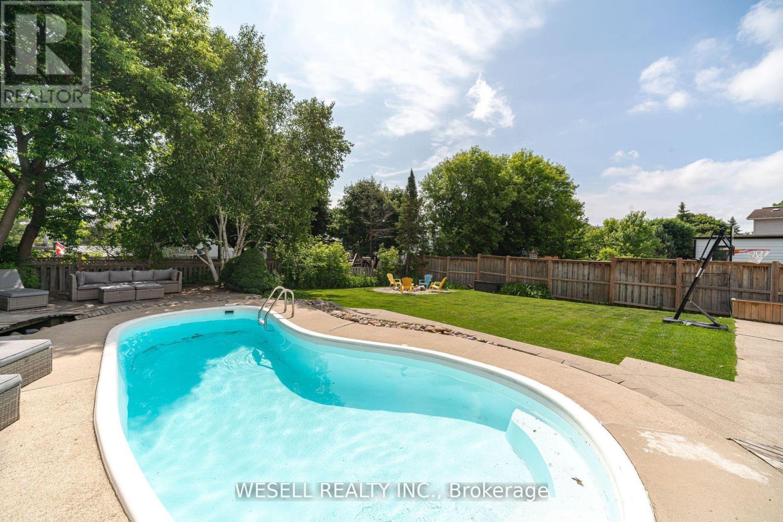 1879 Ashwood Avenue, Innisfil, Ontario  L9S 1W1 - Photo 36 - N12338794