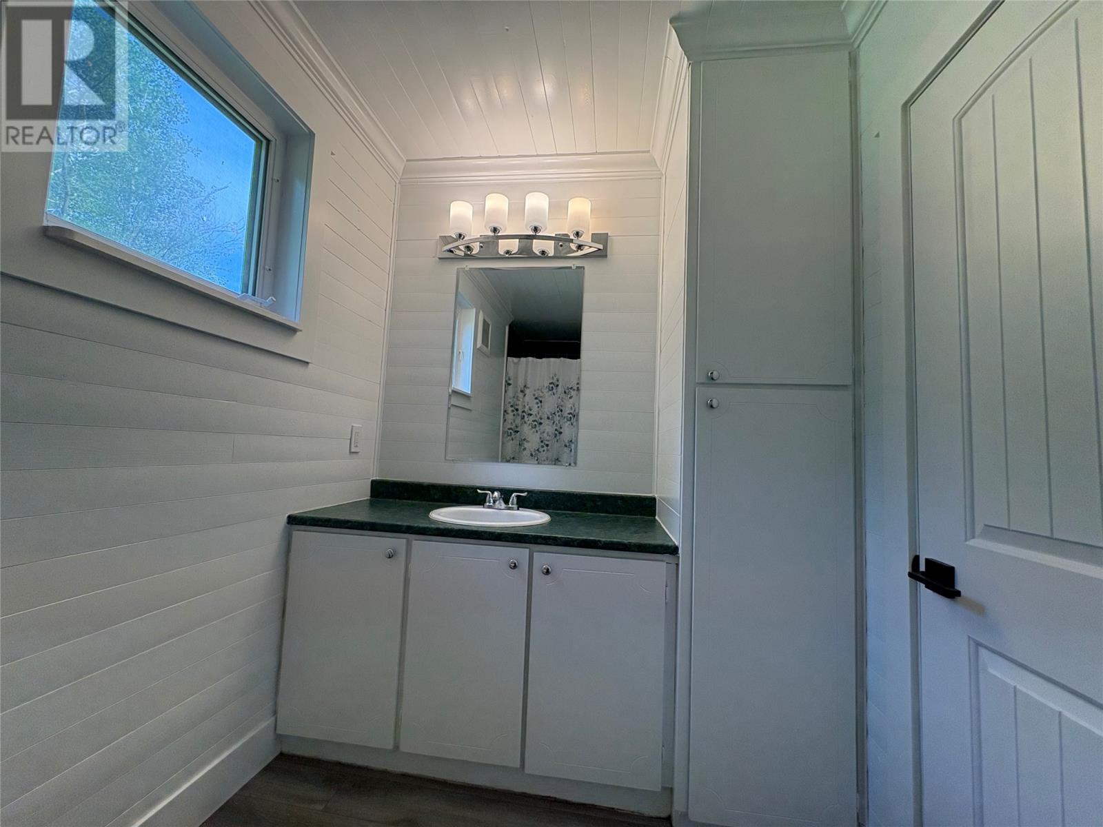 8 Elizabeth Street, Lewisporte, Newfoundland & Labrador  A0G 3A0 - Photo 15 - 1289972
