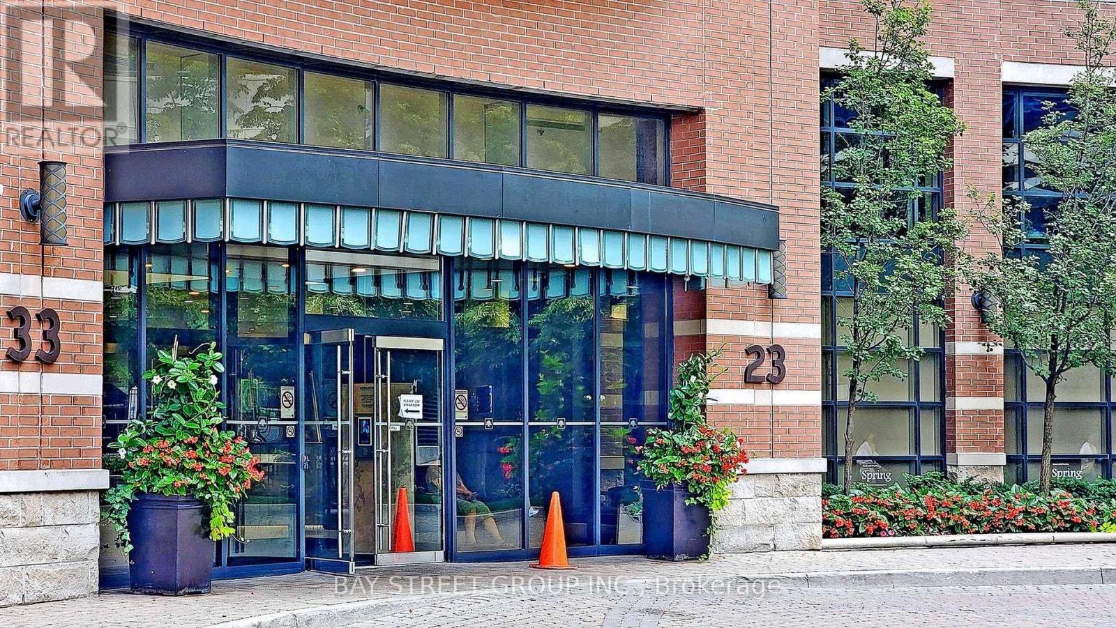 1104 - 23 Sheppard Avenue E, Toronto (Willowdale East), Ontario  M2N 0C8 - Photo 3 - C12382953