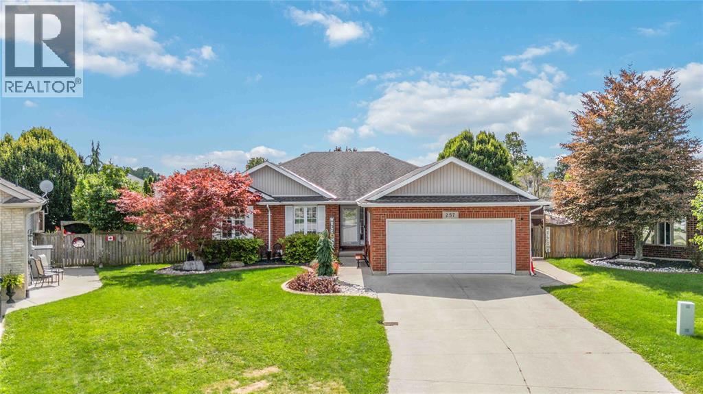 257 Jockey COURT, St Clair, Ontario