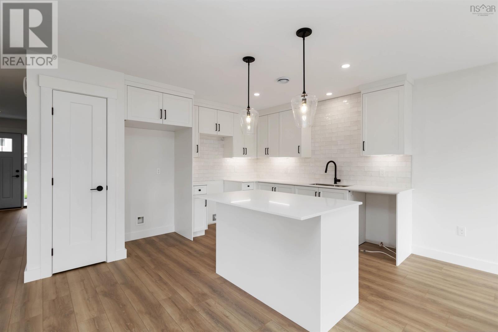Property at 3 Sherwood image 3