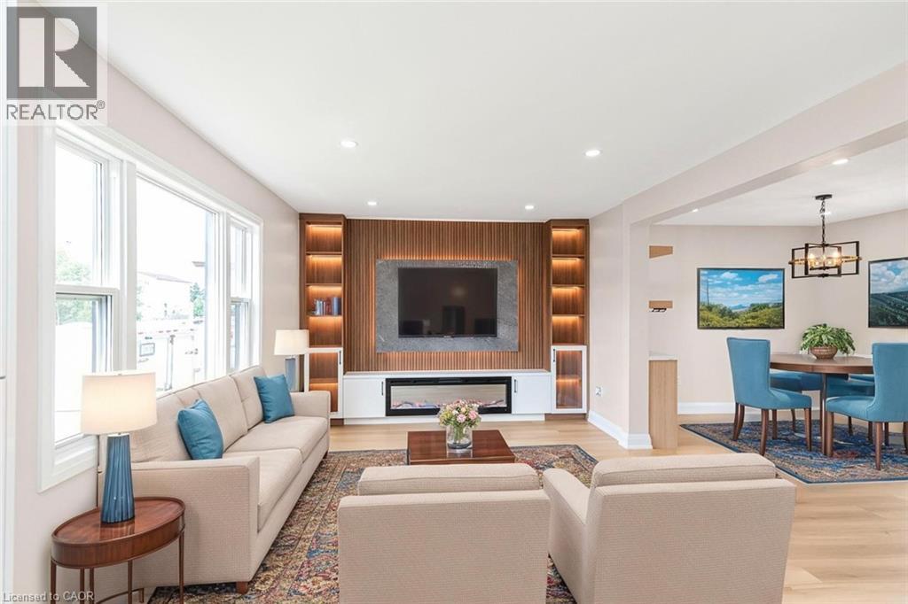 Property at 588 BARNABY Street image 4