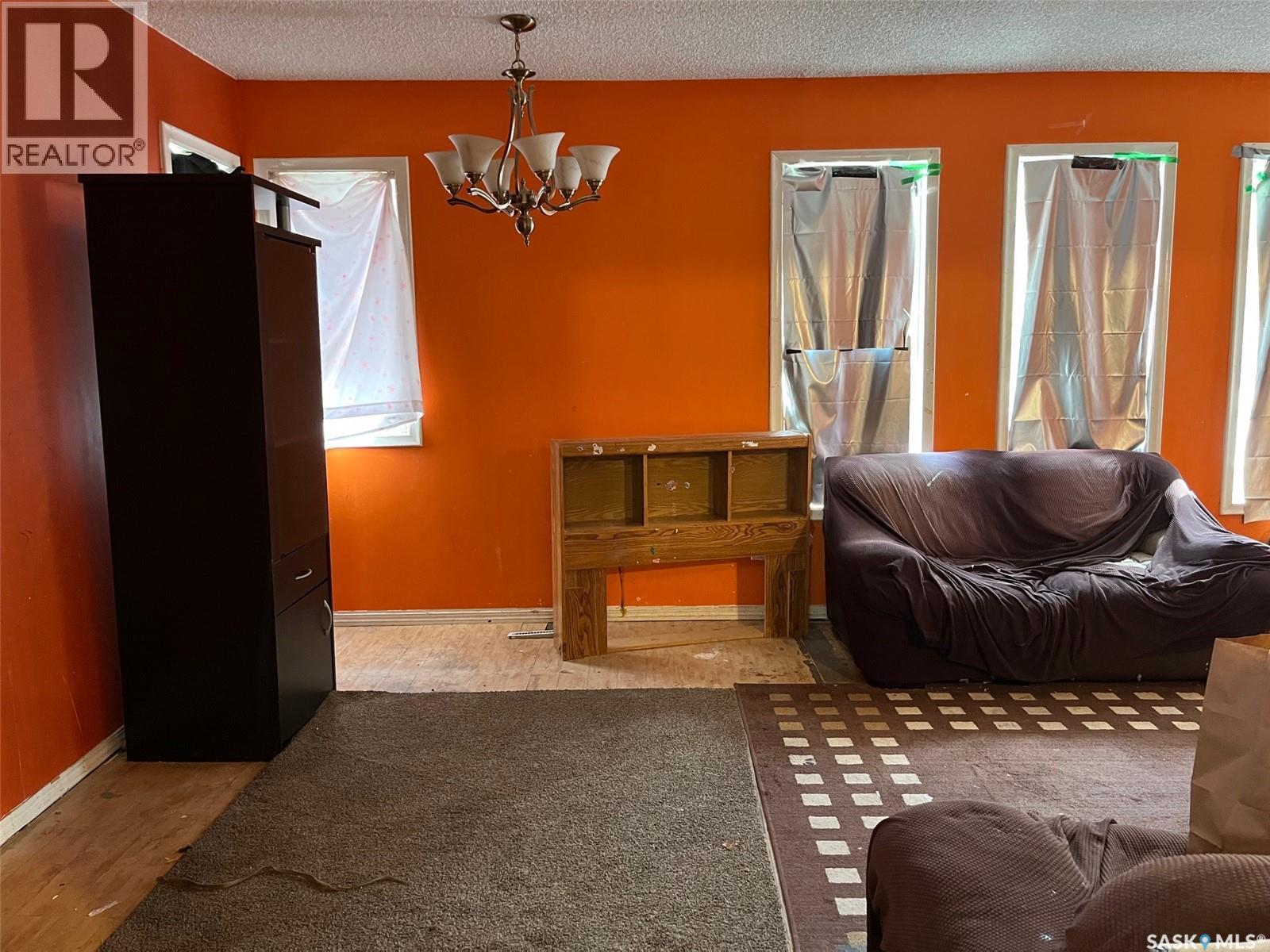 1024 Hastings Street, Moose Jaw, Saskatchewan  S6H 5R8 - Photo 15 - SK017537