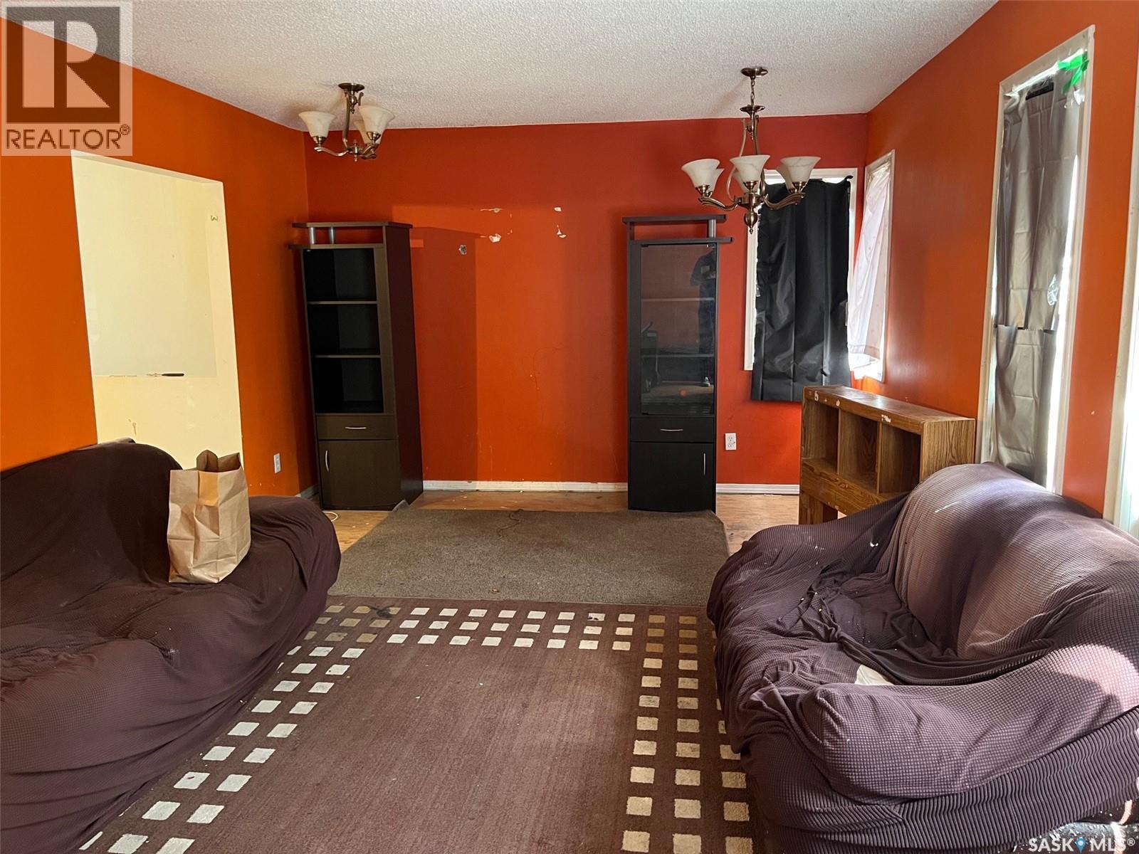 1024 Hastings Street, Moose Jaw, Saskatchewan  S6H 5R8 - Photo 17 - SK017537