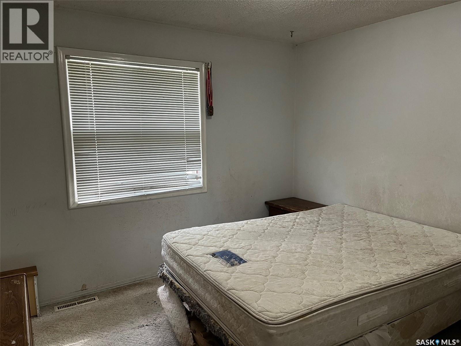 1024 Hastings Street, Moose Jaw, Saskatchewan  S6H 5R8 - Photo 23 - SK017537