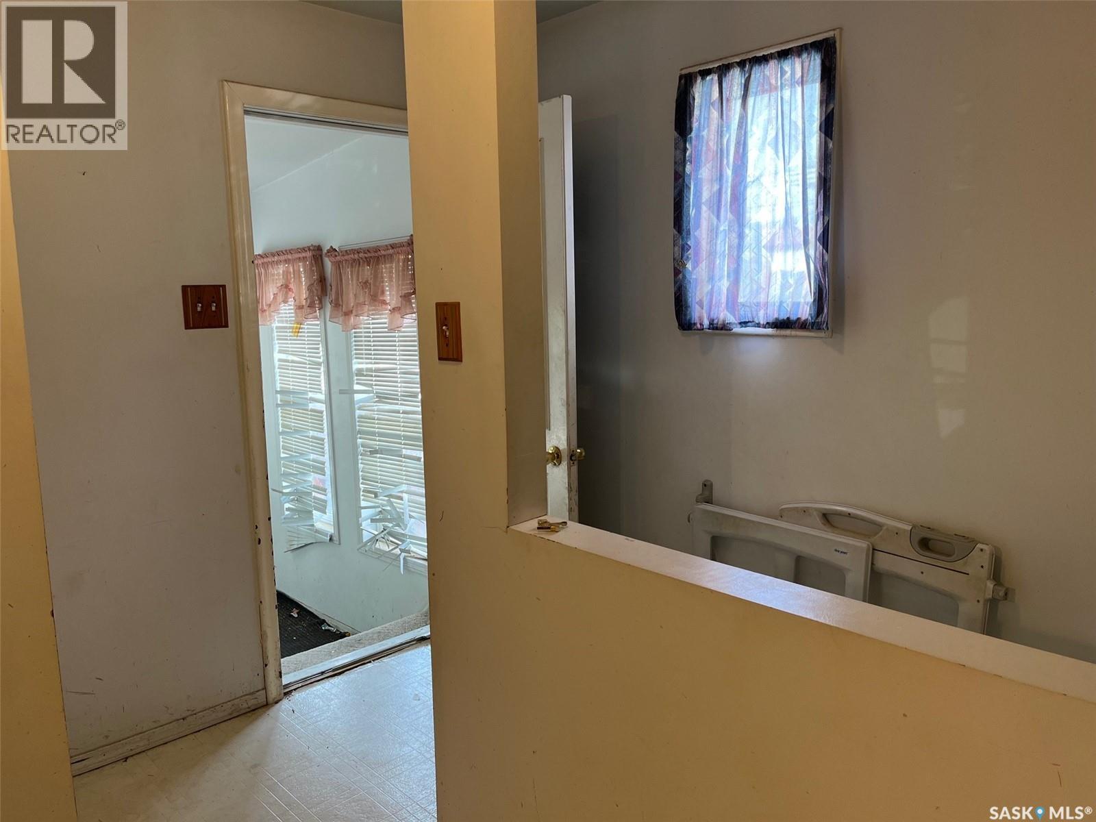 1024 Hastings Street, Moose Jaw, Saskatchewan  S6H 5R8 - Photo 24 - SK017537