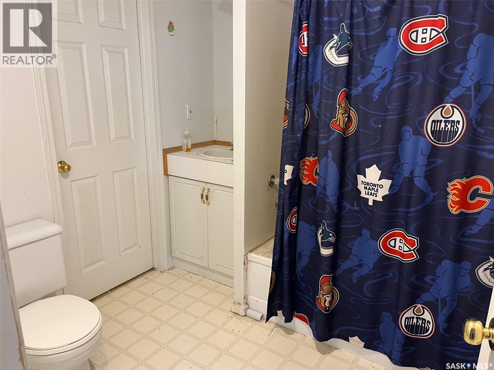 1024 Hastings Street, Moose Jaw, Saskatchewan  S6H 5R8 - Photo 30 - SK017537
