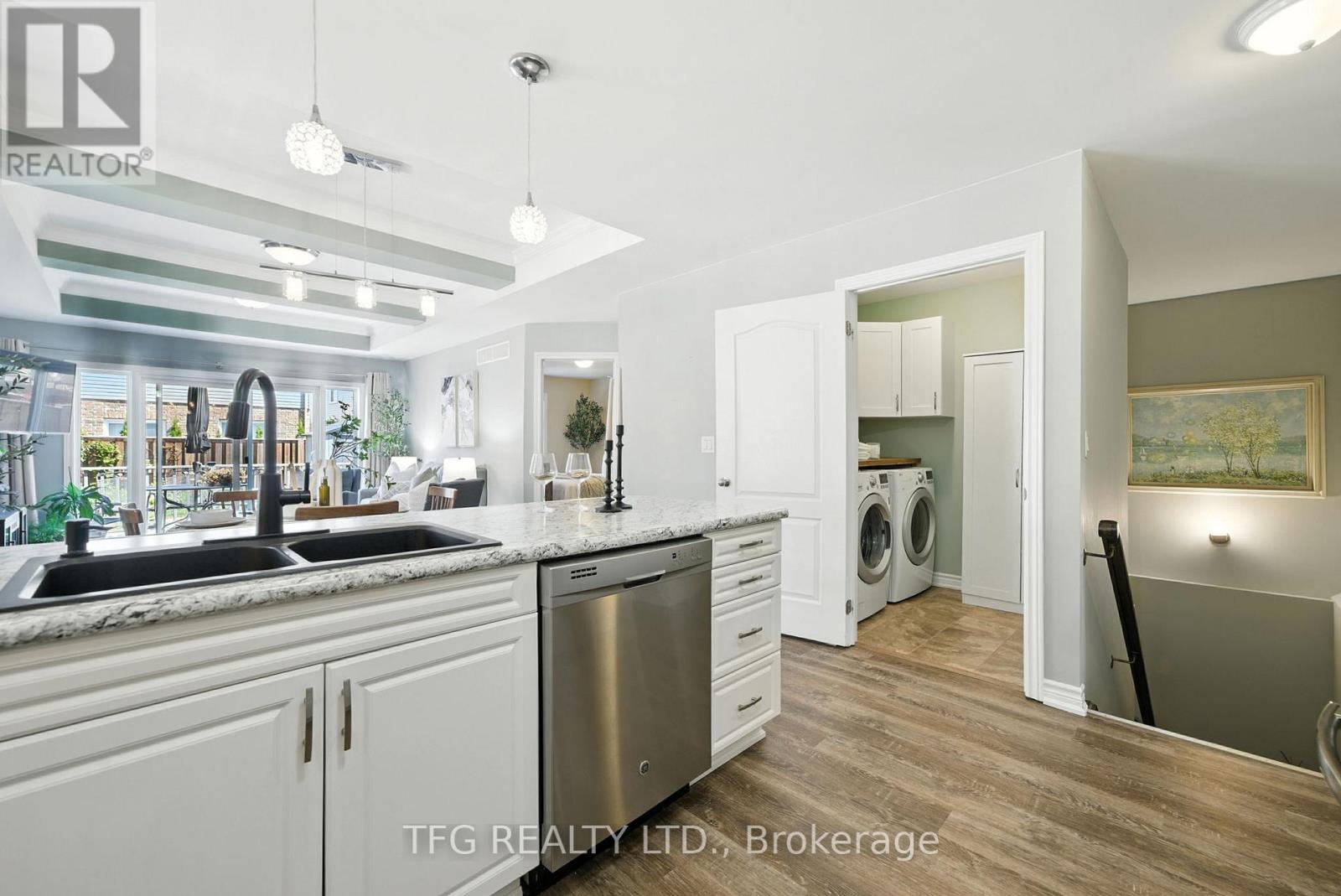 292 Rollings Street, Cobourg, Ontario  K9A 0G8 - Photo 7 - X12382747