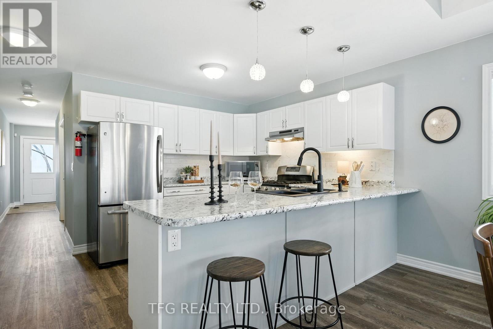 292 Rollings Street, Cobourg, Ontario  K9A 0G8 - Photo 5 - X12382747