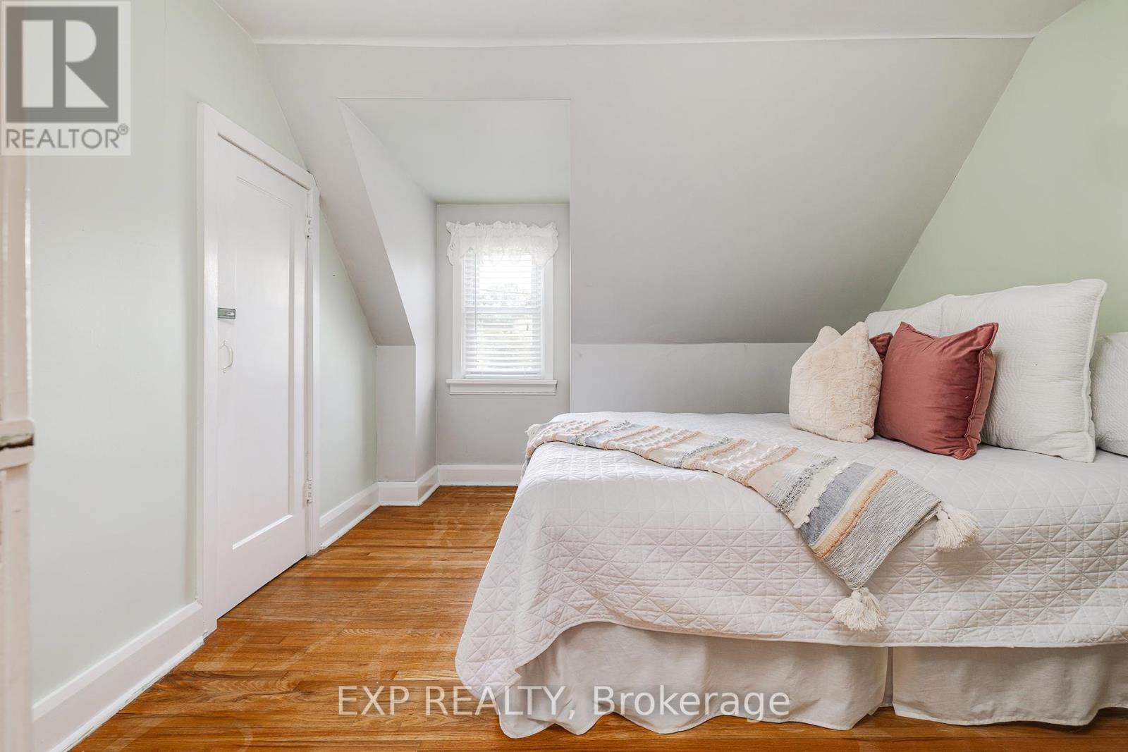 46 Sydenham Street S, Grey Highlands, Ontario  N0C 1E0 - Photo 21 - X12382996