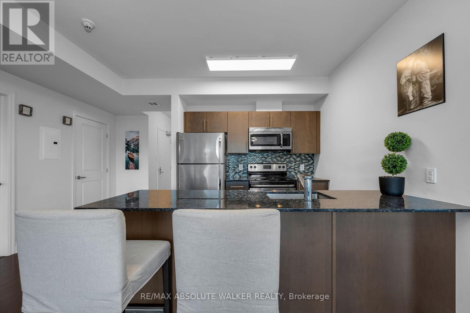 307 - 90 Landry Street, Ottawa, Ontario  K1L 0A9 - Photo 7 - X12383030