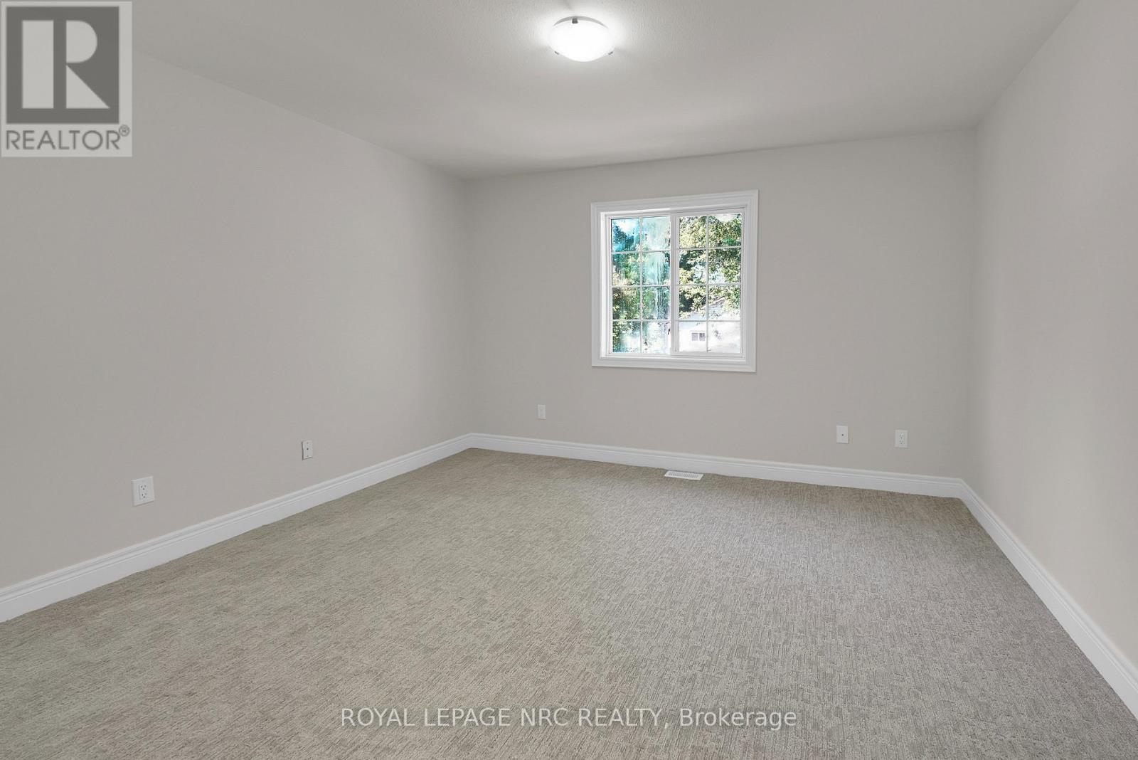 58 Queens Circle, Fort Erie, Ontario  L0S 1B0 - Photo 21 - X12383016