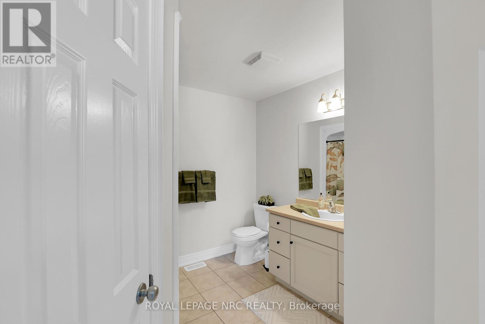 58 Queens Circle, Fort Erie, Ontario  L0S 1B0 - Photo 26 - X12383016