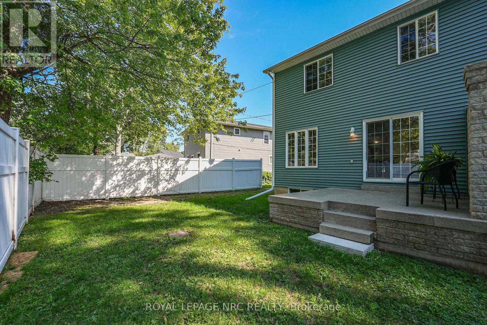 58 Queens Circle, Fort Erie, Ontario  L0S 1B0 - Photo 39 - X12383016