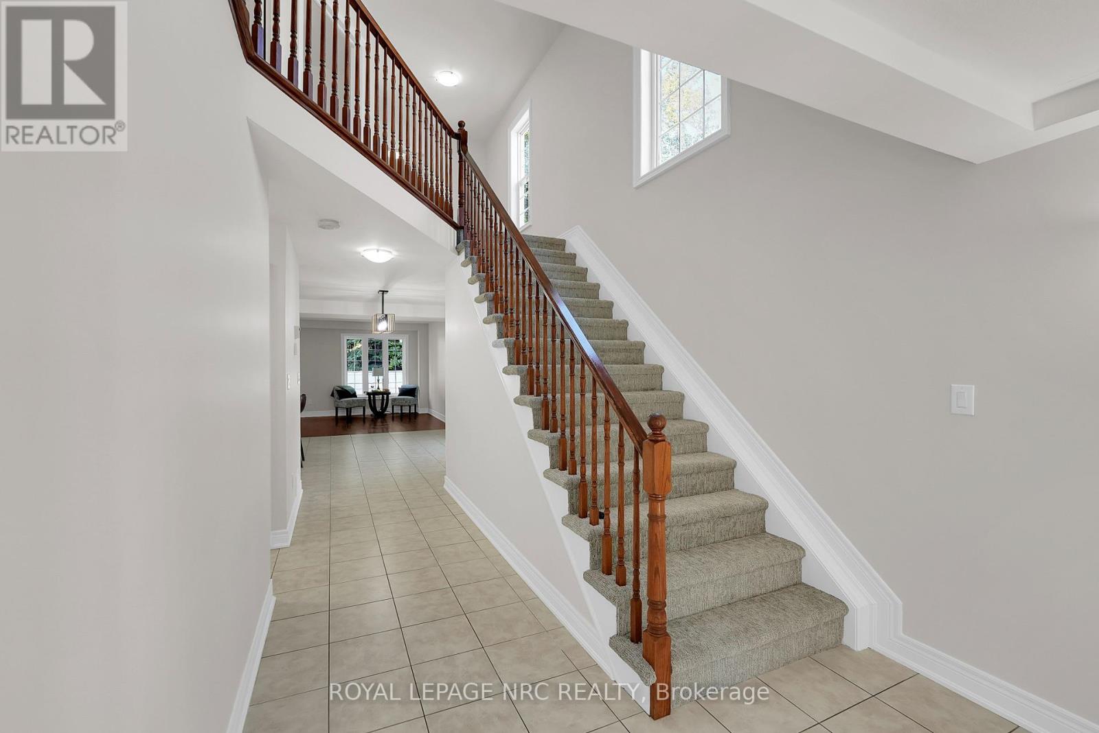 58 Queens Circle, Fort Erie, Ontario  L0S 1B0 - Photo 9 - X12383016