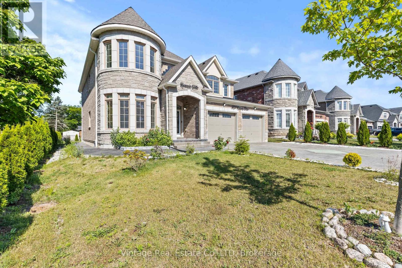 1127 Kennedy Drive, Fort Erie, Ontario  L2A 5P4 - Photo 4 - X12383024
