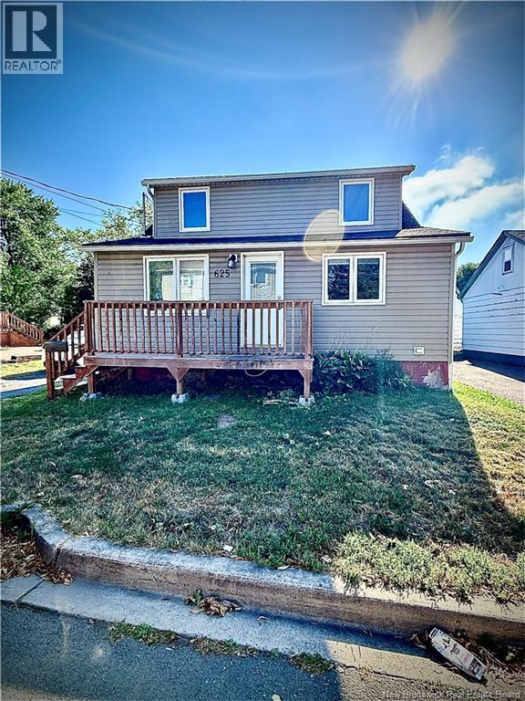 625 Charles Street, Dieppe, New Brunswick  E1A 1Z5 - Photo 1 - NB126073