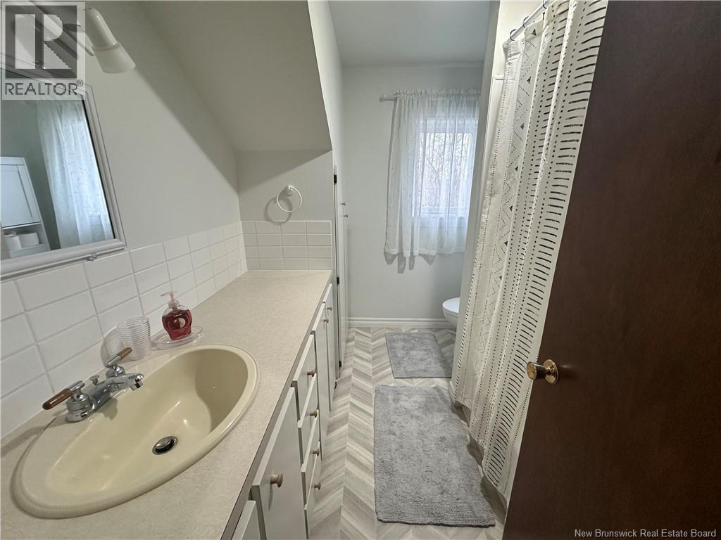 213 Notre Dame Street, Atholville, New Brunswick  E3N 4T1 - Photo 17 - NB126051