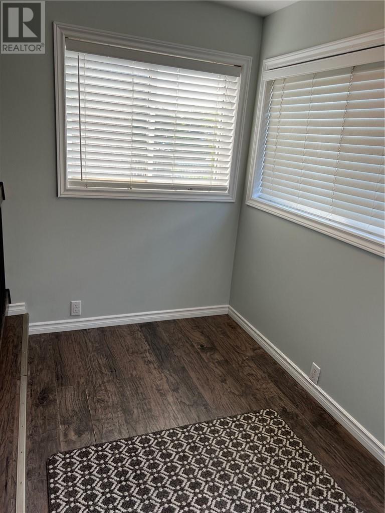 Property at 208 Dufferin Street image 5
