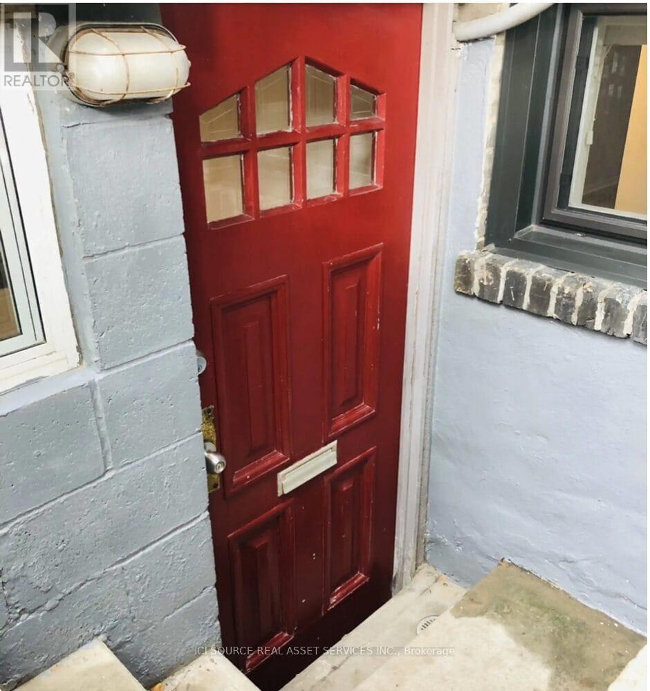 Basement - 215 Hamilton Street, Toronto, Ontario  M4M 2E3 - Photo 1 - E12383021