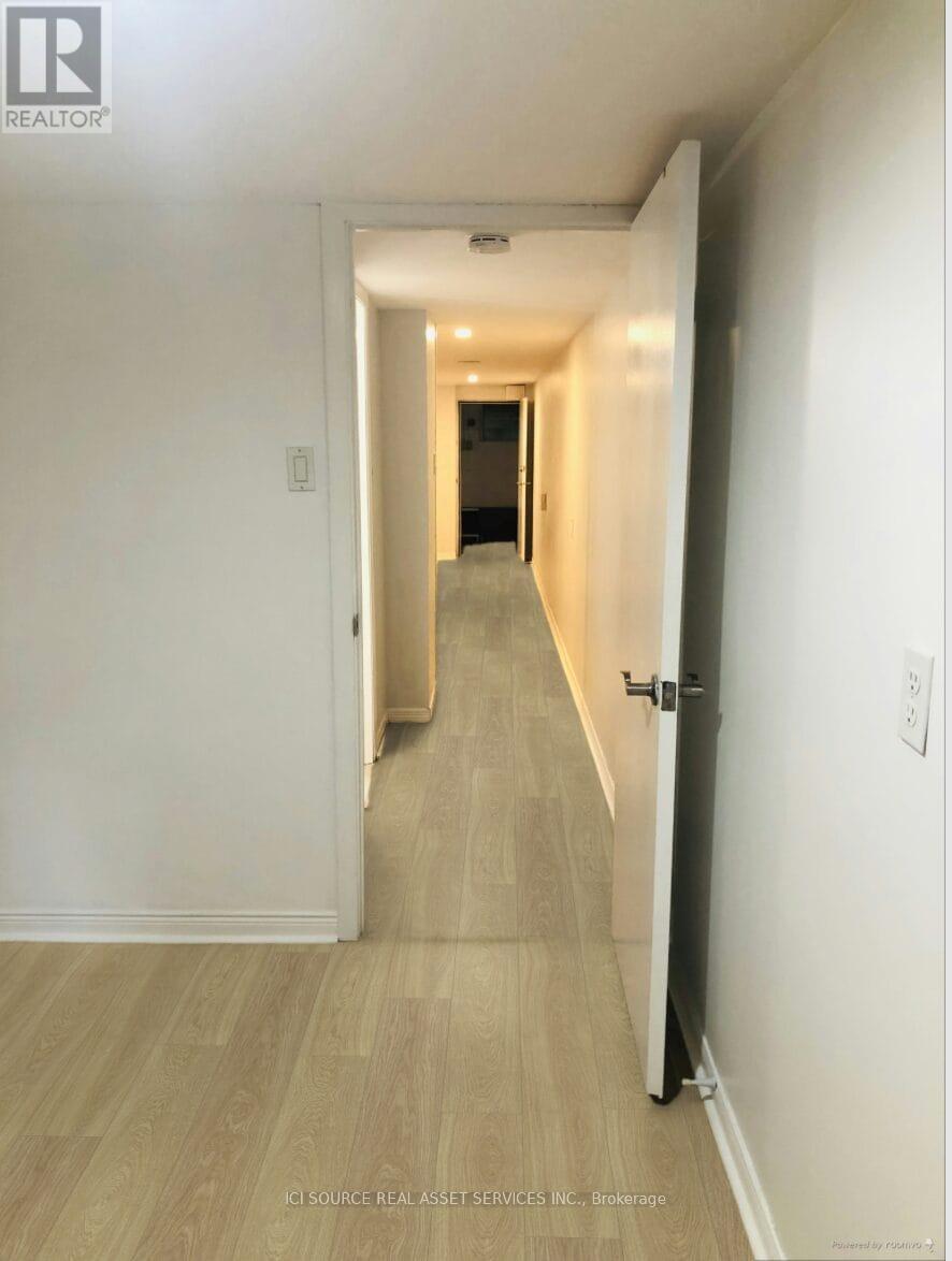 Basement - 215 Hamilton Street, Toronto, Ontario  M4M 2E3 - Photo 10 - E12383021