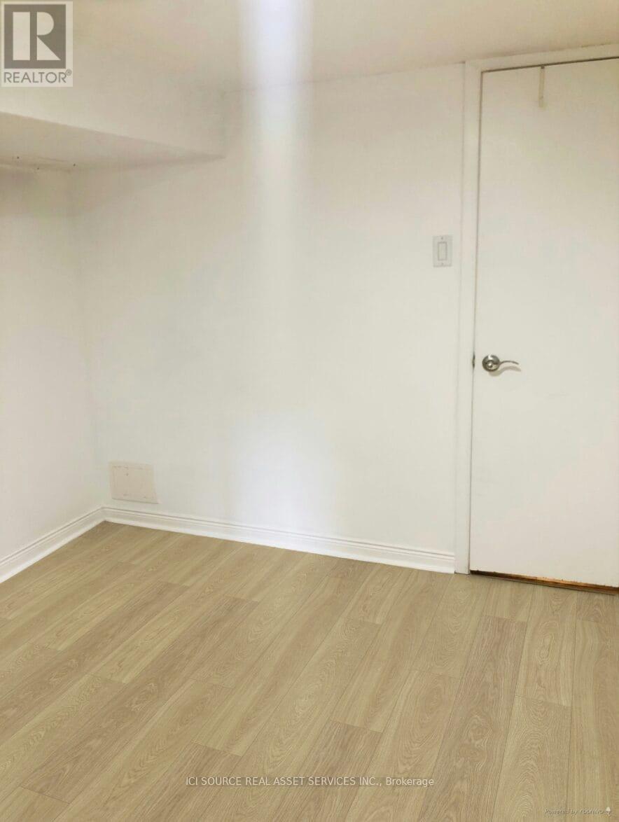Basement - 215 Hamilton Street, Toronto, Ontario  M4M 2E3 - Photo 12 - E12383021
