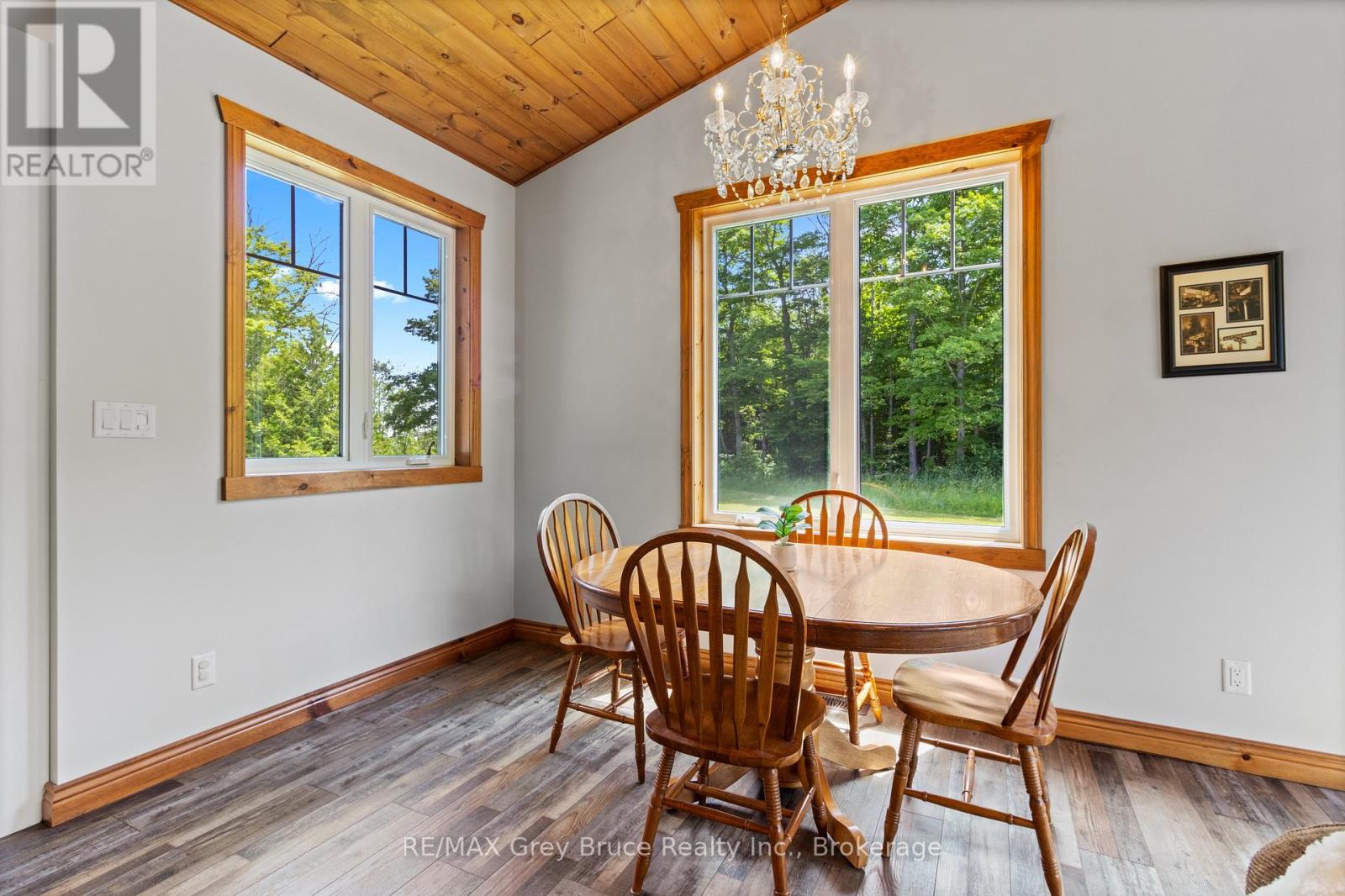 1379 West Road, Northern Bruce Peninsula, Ontario  N0H 1W0 - Photo 18 - X12278114