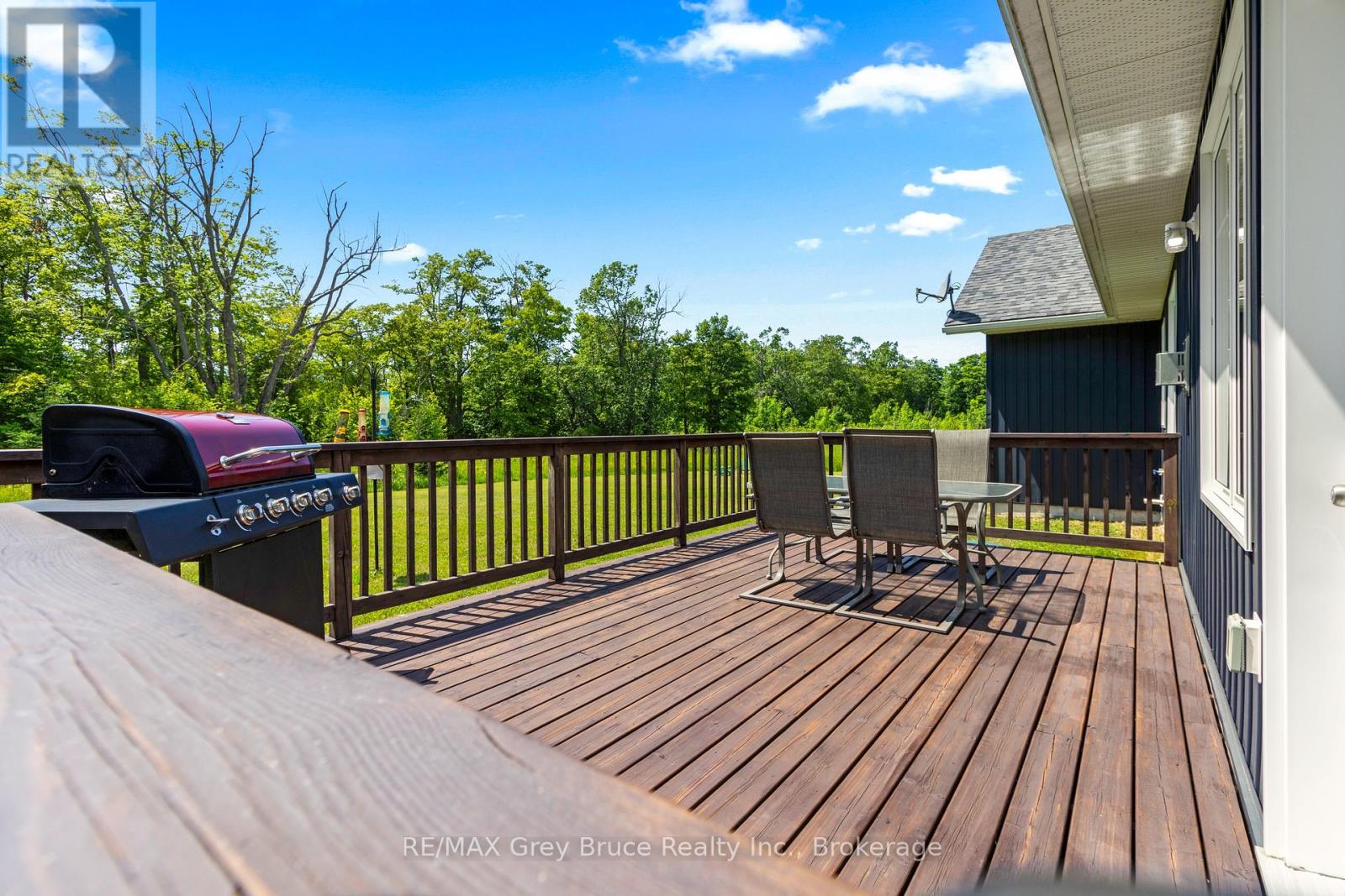 1379 West Road, Northern Bruce Peninsula, Ontario  N0H 1W0 - Photo 41 - X12278114