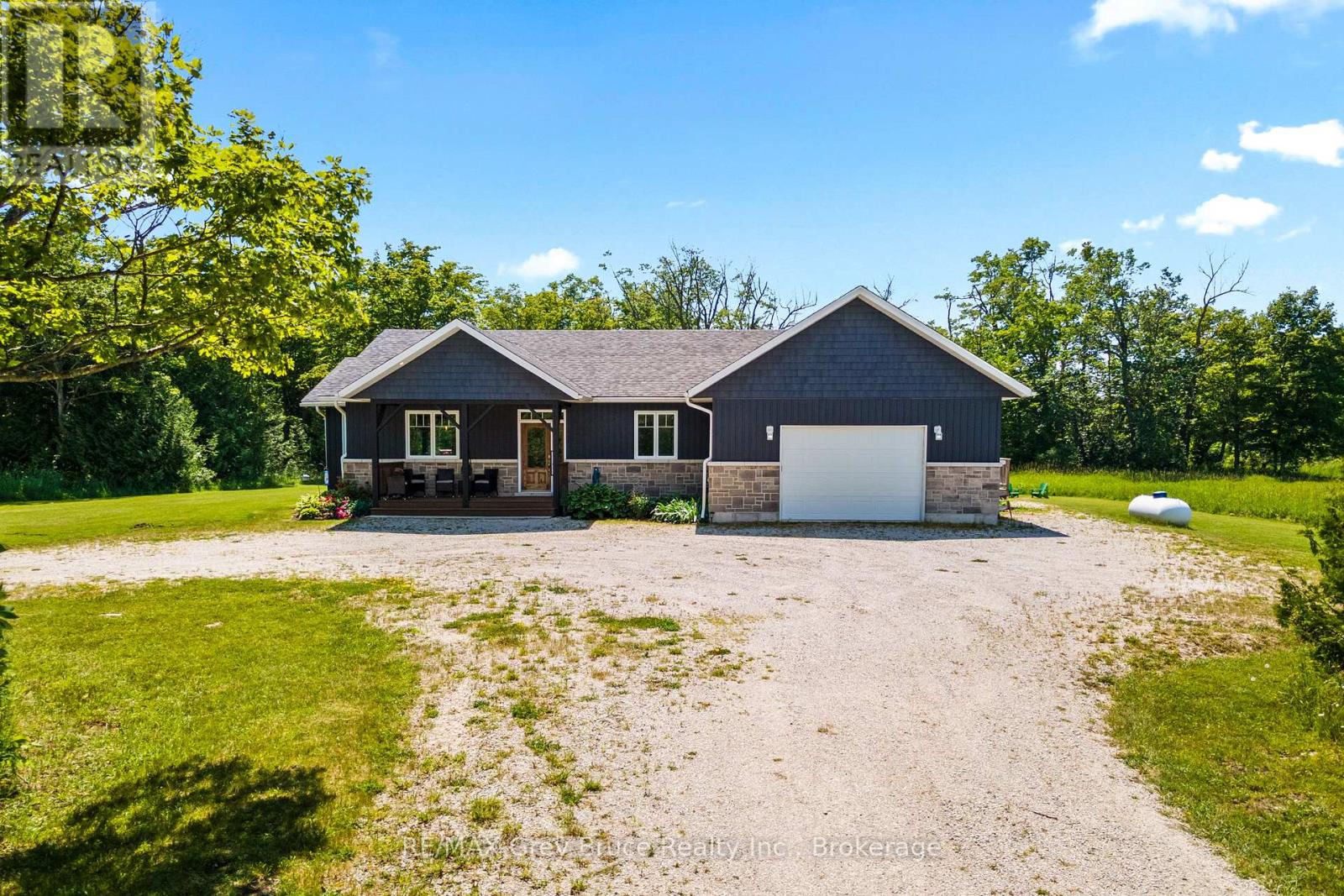 1379 West Road, Northern Bruce Peninsula, Ontario  N0H 1W0 - Photo 6 - X12278114