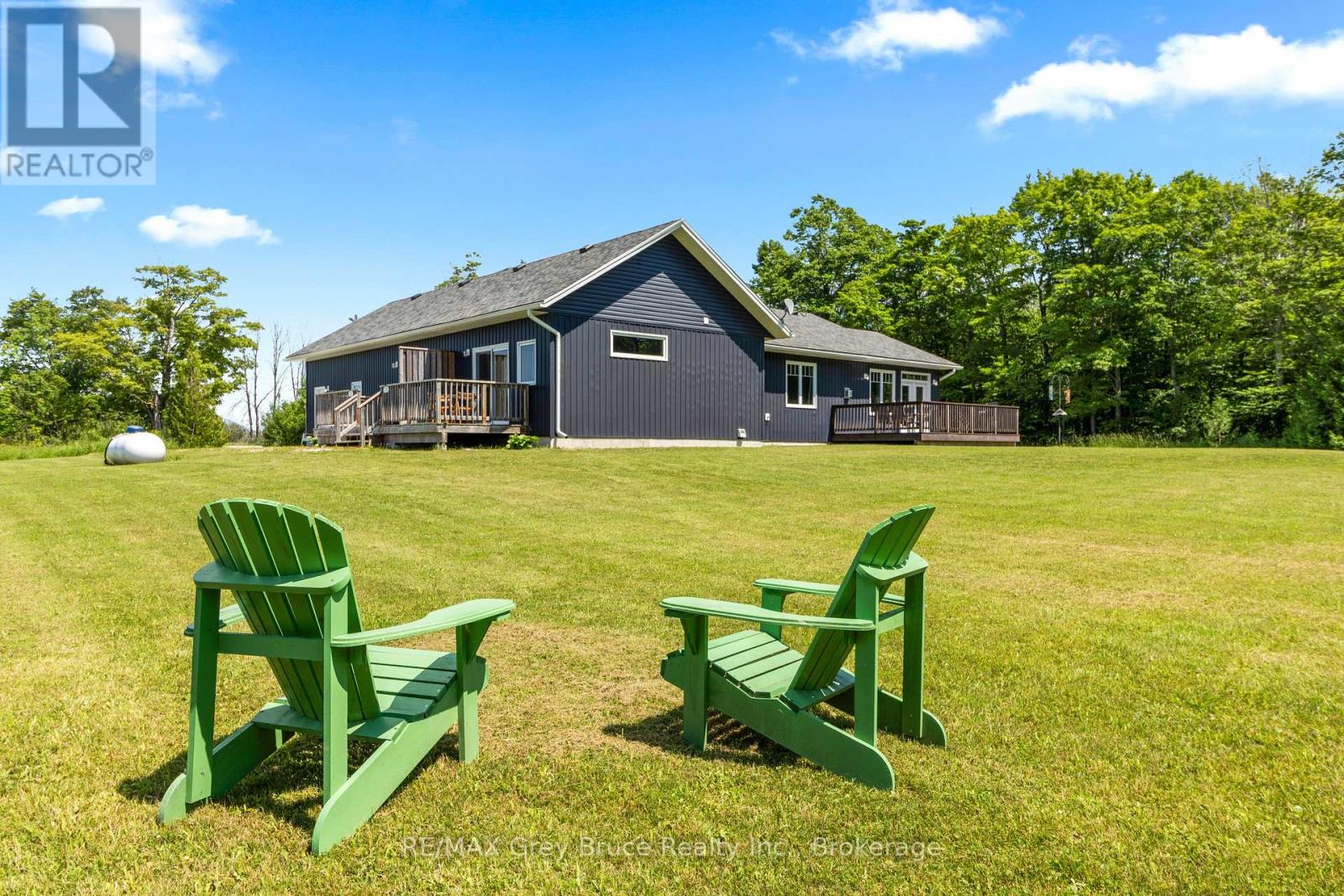 1379 West Road, Northern Bruce Peninsula, Ontario  N0H 1W0 - Photo 47 - X12278114