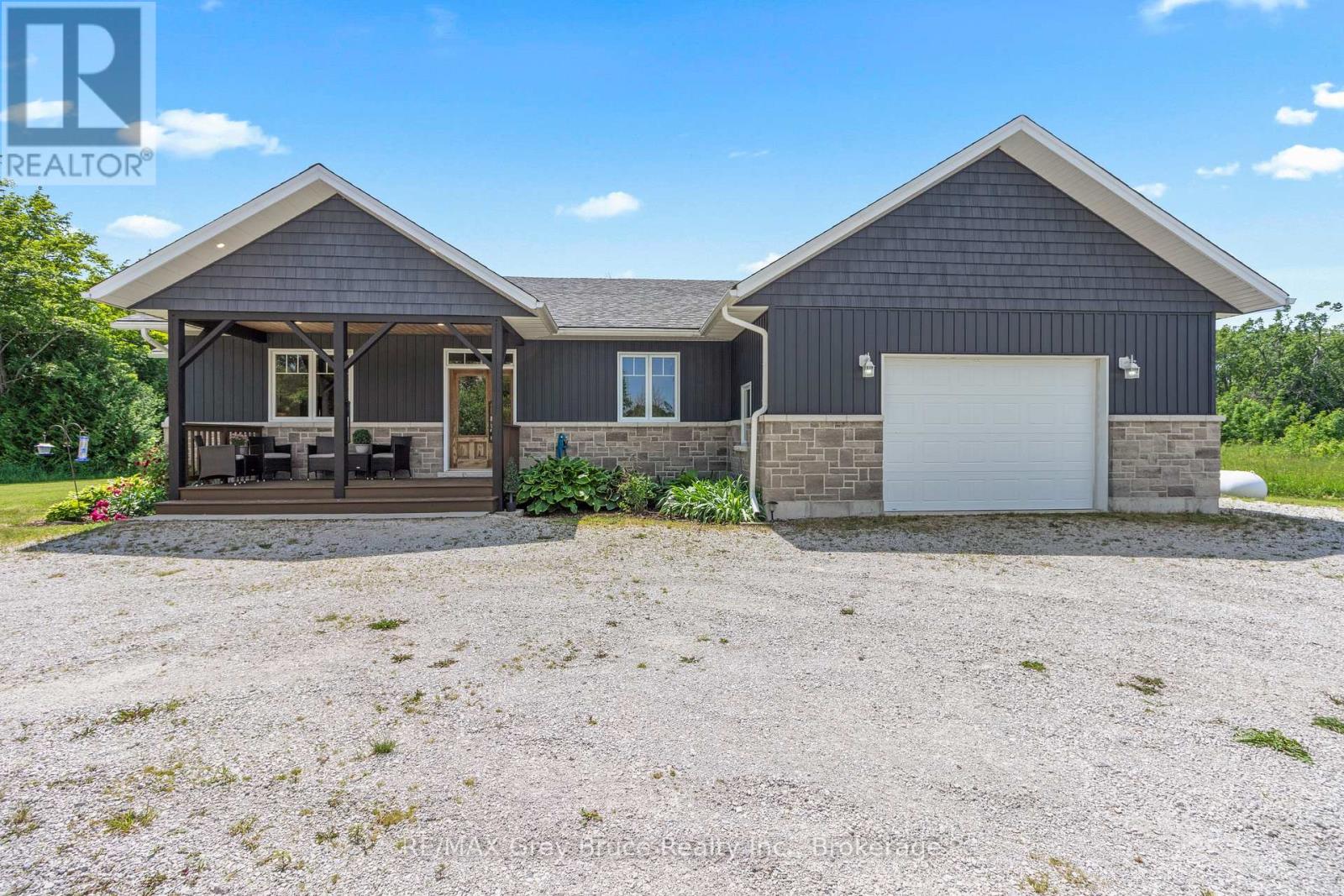 1379 West Road, Northern Bruce Peninsula, Ontario  N0H 1W0 - Photo 8 - X12278114