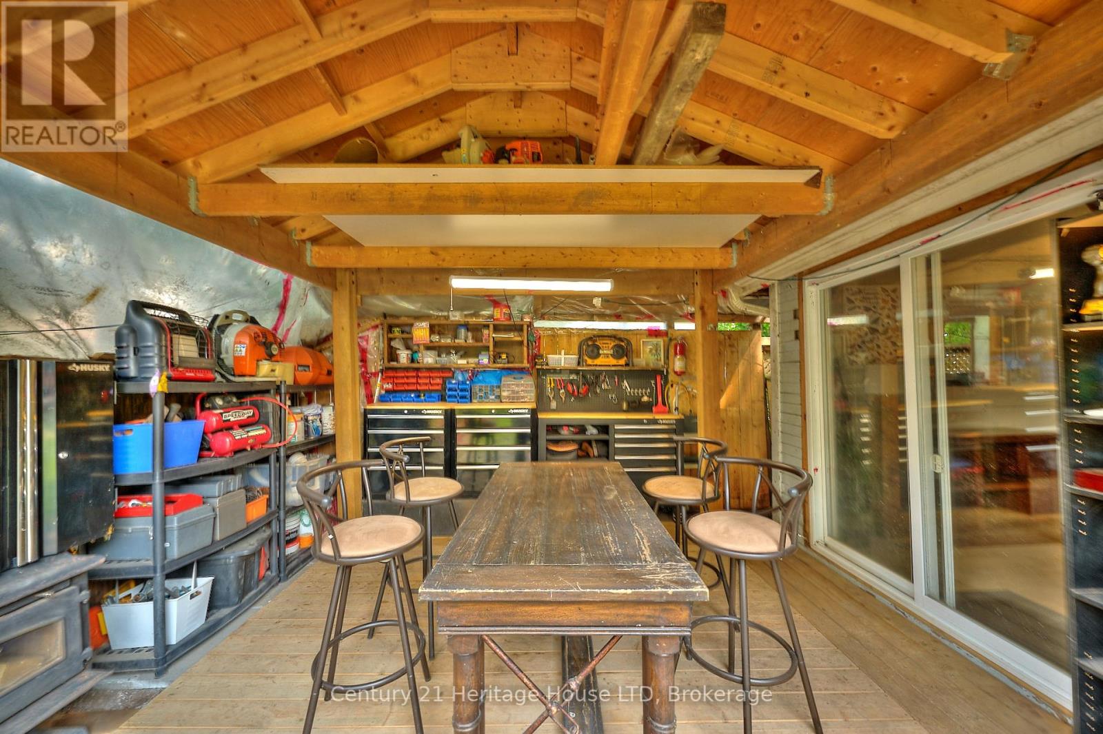 5086 Hutton Avenue, Niagara Falls (Downtown), Ontario  L2E 3X4 - Photo 24 - X12332412