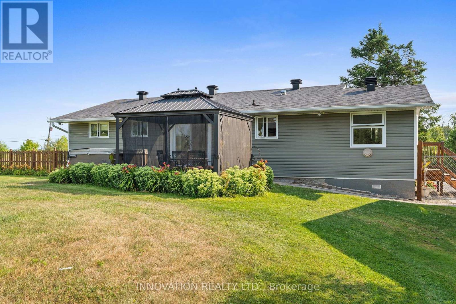 4001 Dunrobin Road, Ottawa, Ontario  K0A 3M0 - Photo 38 - X12383058