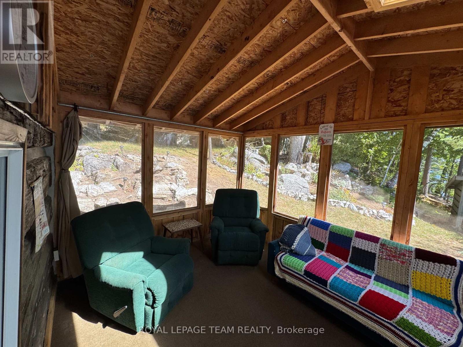 429 Hardwood Ridge Road W, Lanark Highlands, Ontario  K0G 1K0 - Photo 14 - X12383061