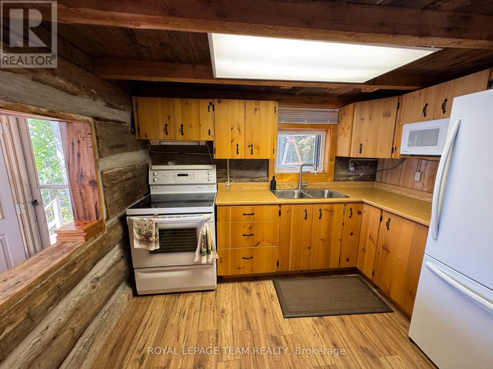 429 Hardwood Ridge Road W, Lanark Highlands, Ontario  K0G 1K0 - Photo 20 - X12383061