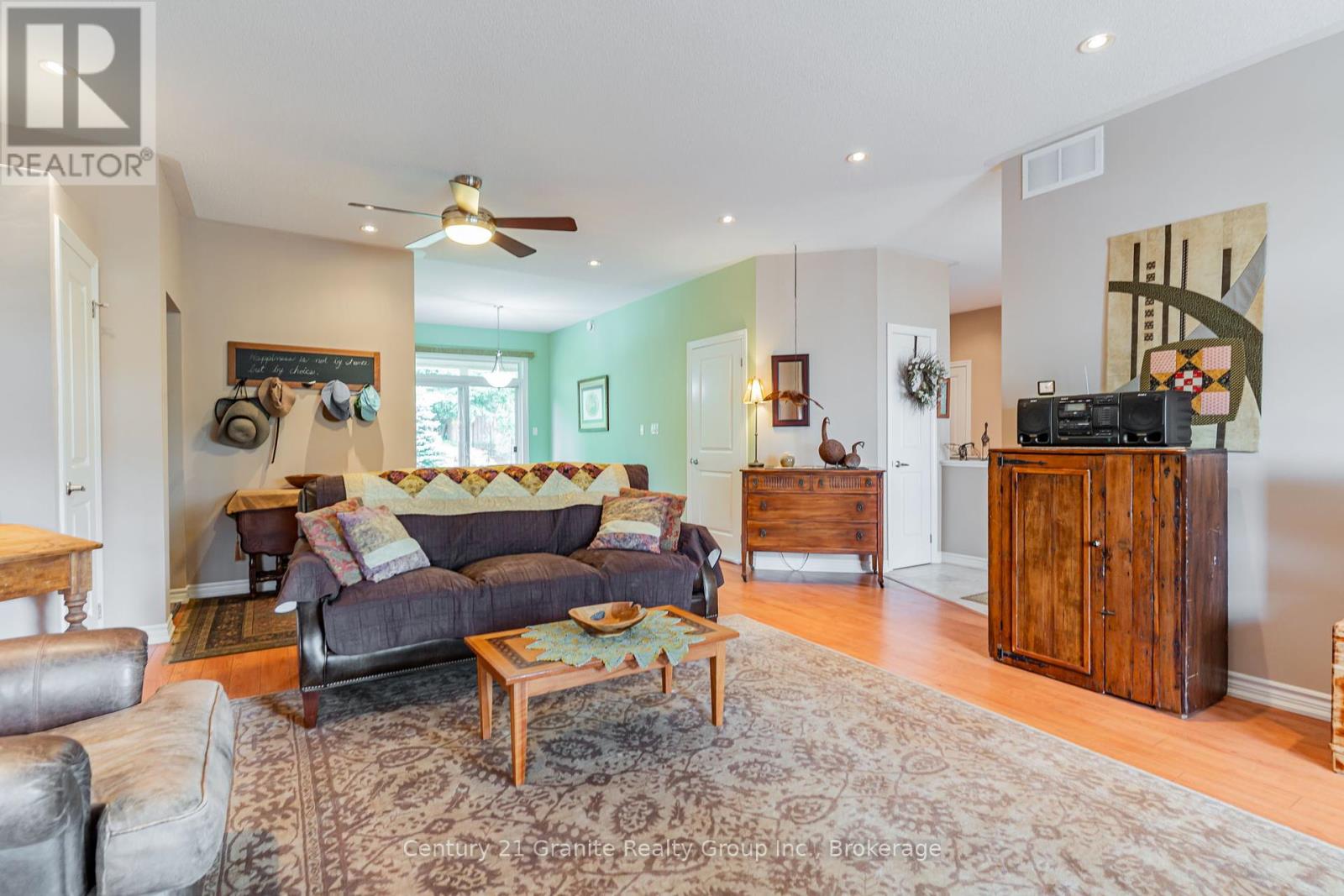 21 Windover Drive, Minden Hills (Lutterworth), Ontario  K0M 2K0 - Photo 13 - X12381237