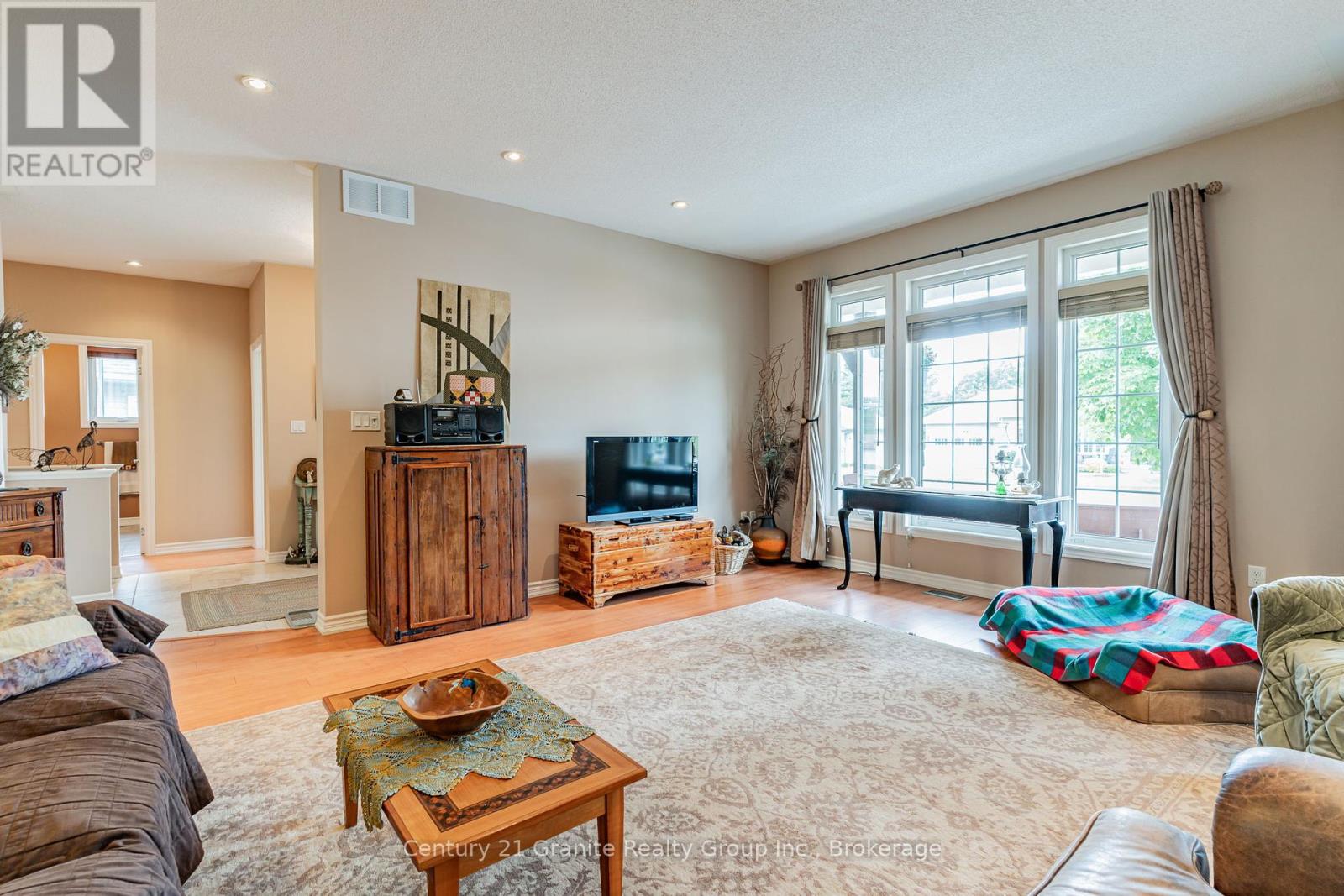 21 Windover Drive, Minden Hills (Lutterworth), Ontario  K0M 2K0 - Photo 14 - X12381237