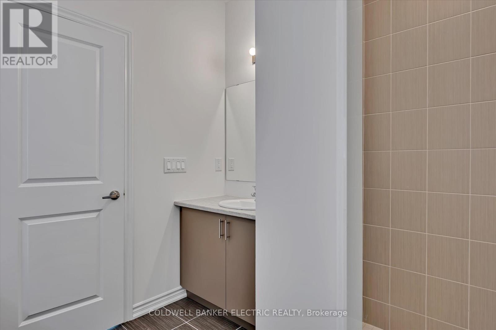 3 Hillcroft Way, Kawartha Lakes, Ontario  K0M 1A0 - Photo 23 - X12325065