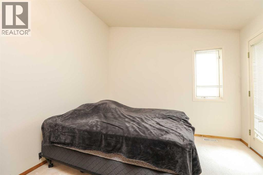 25 Canyon Court W, Lethbridge, Alberta  T1K 6V1 - Photo 14 - A2252225