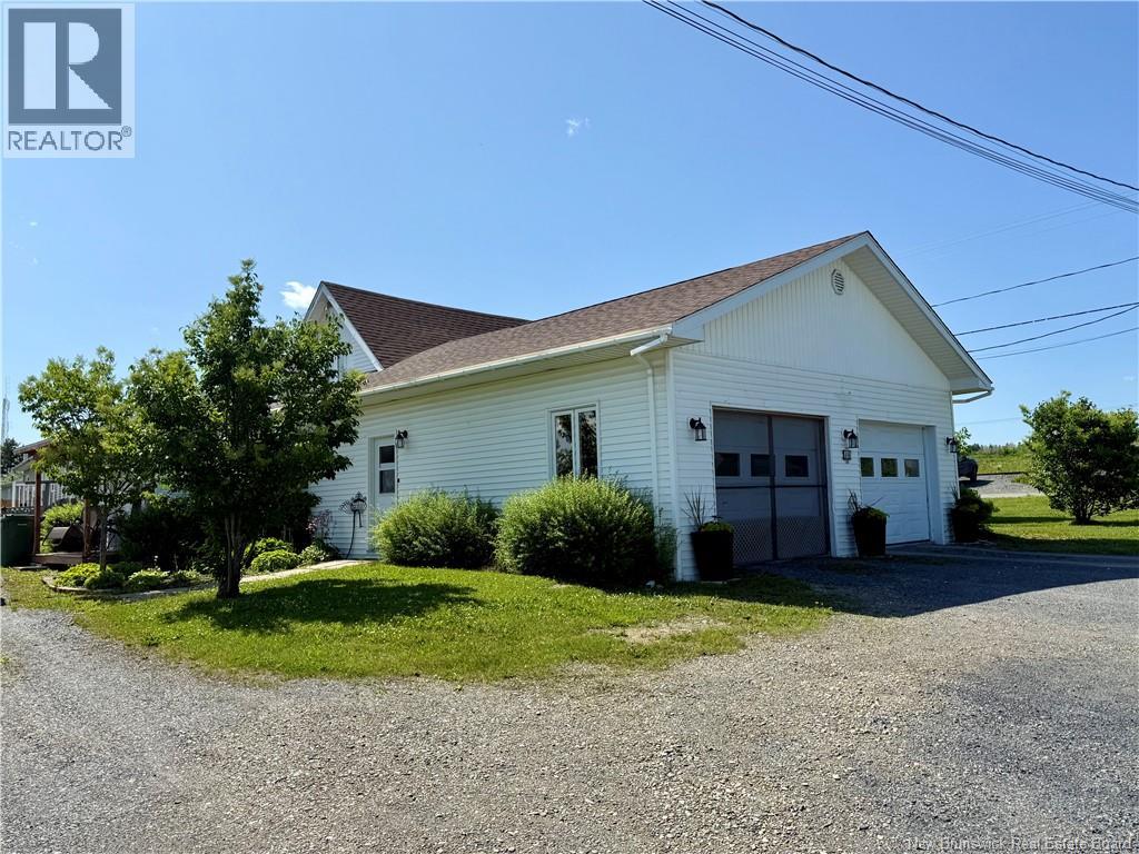 46 Cn Road, Grand-Sault/grand Falls, New Brunswick  E3Y 3V4 - Photo 2 - NB113477