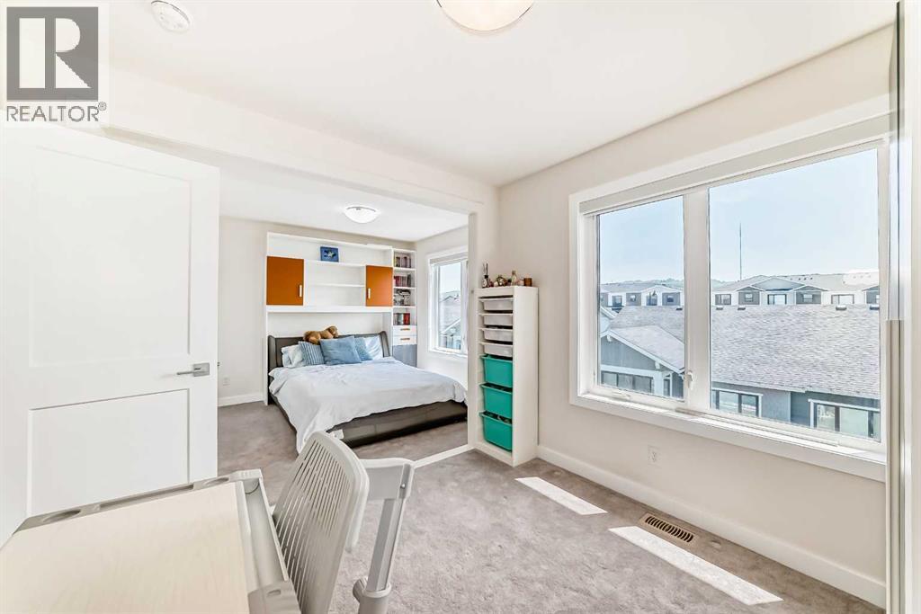932 Crestridge Common Sw, Calgary, Alberta  T3B 6L6 - Photo 33 - A2226588