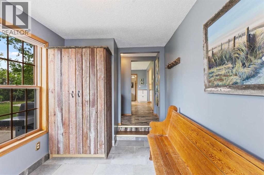 717 East Road, Standard, Alberta  T0J 3G0 - Photo 7 - A2232831