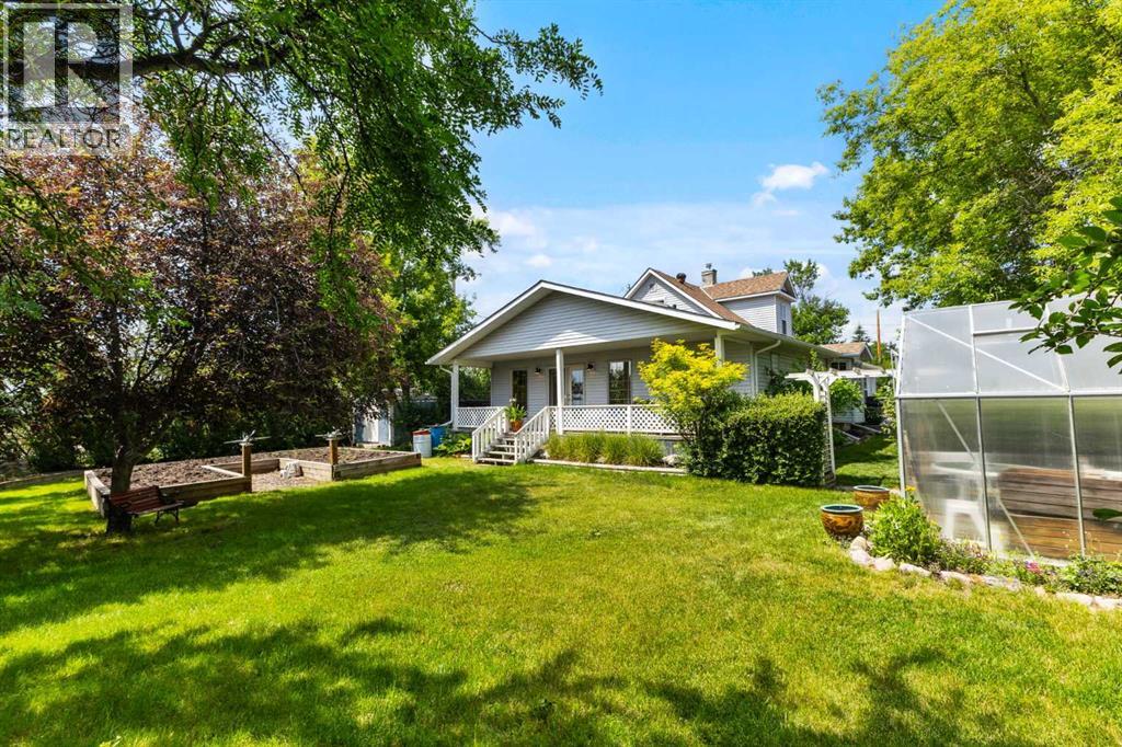 717 East Road, Standard, Alberta  T0J 3G0 - Photo 40 - A2232831